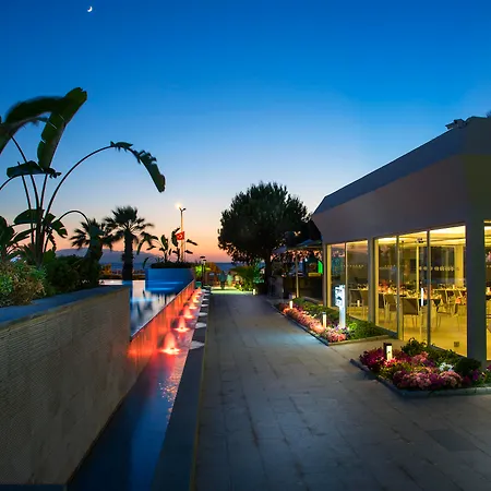 Otel Flora Garden Ephesus Kusadasi Davutlar