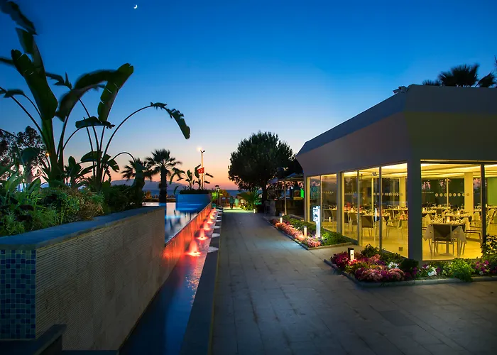 Otel Flora Garden Ephesus Kusadasi Davutlar
